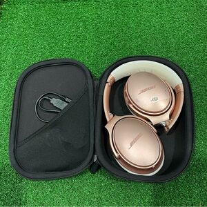 Bose QuietComfort 35 II (Rose Gold) Limited Edition
